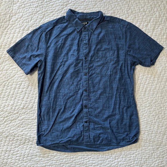 Hurley - Classic Fit Men's Short Sleeve Button Down Shirt - XL (BLUE) - Picture 1 of 2